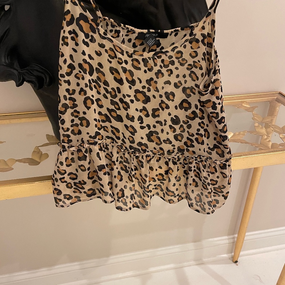 Forever 21 camisole top